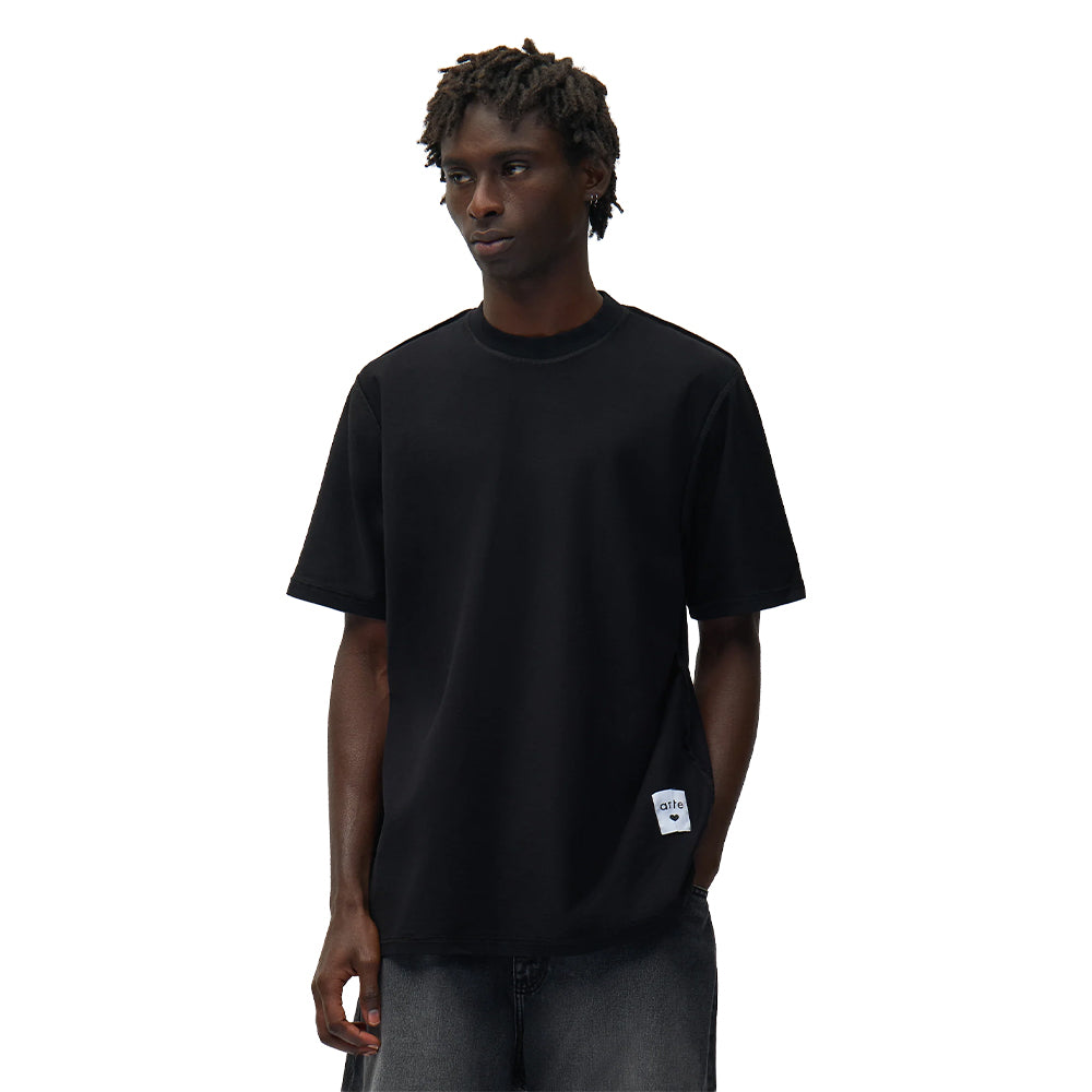 ARTE  Reversible Label T-shirt