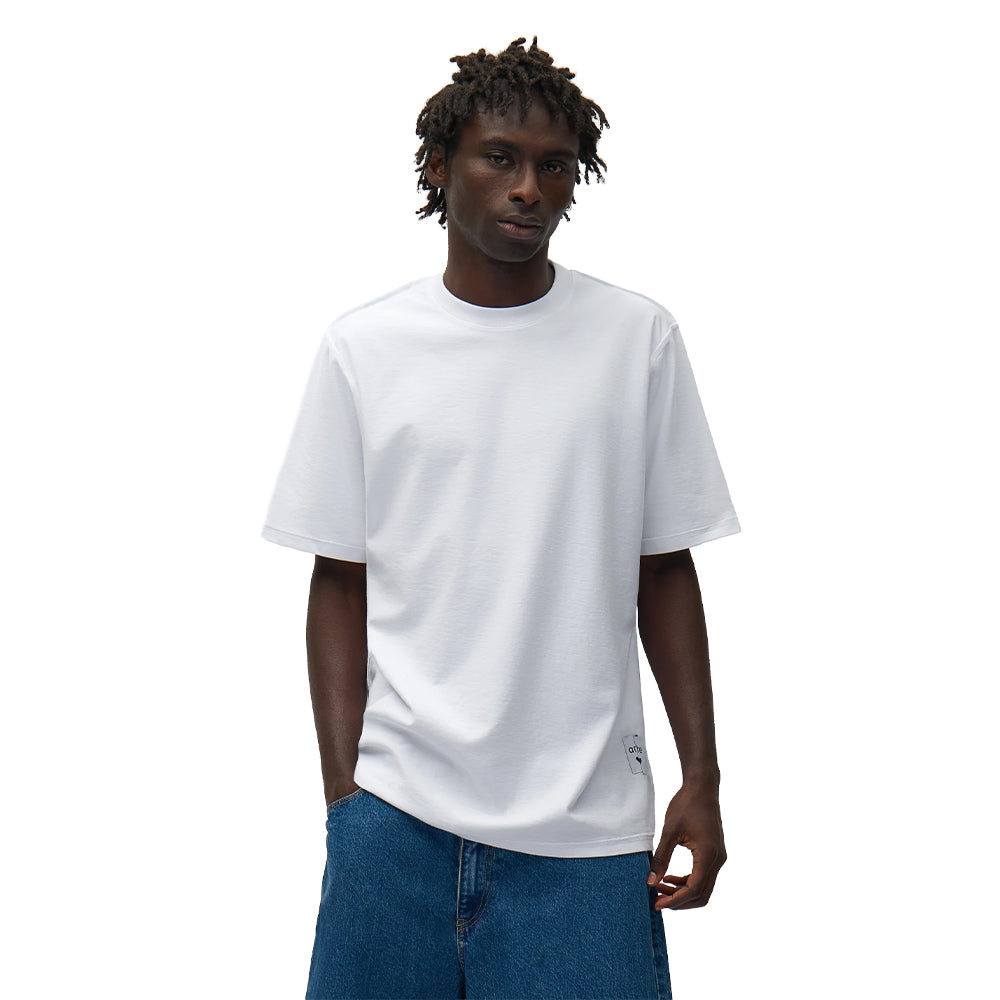 ARTE  Reversible Label T-shirt