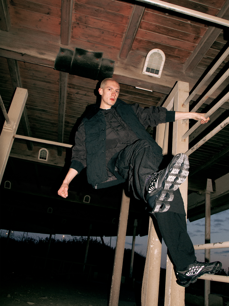 F/W 2025/26 — 30