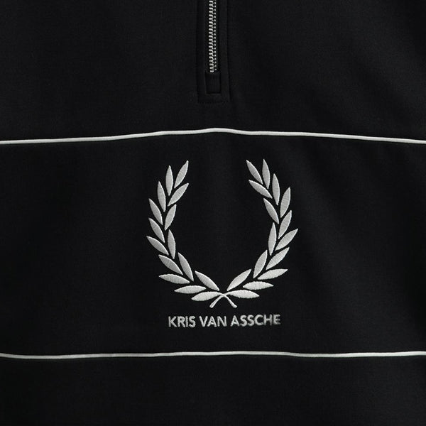 FRED PERRY Half Zip Sweatshirt